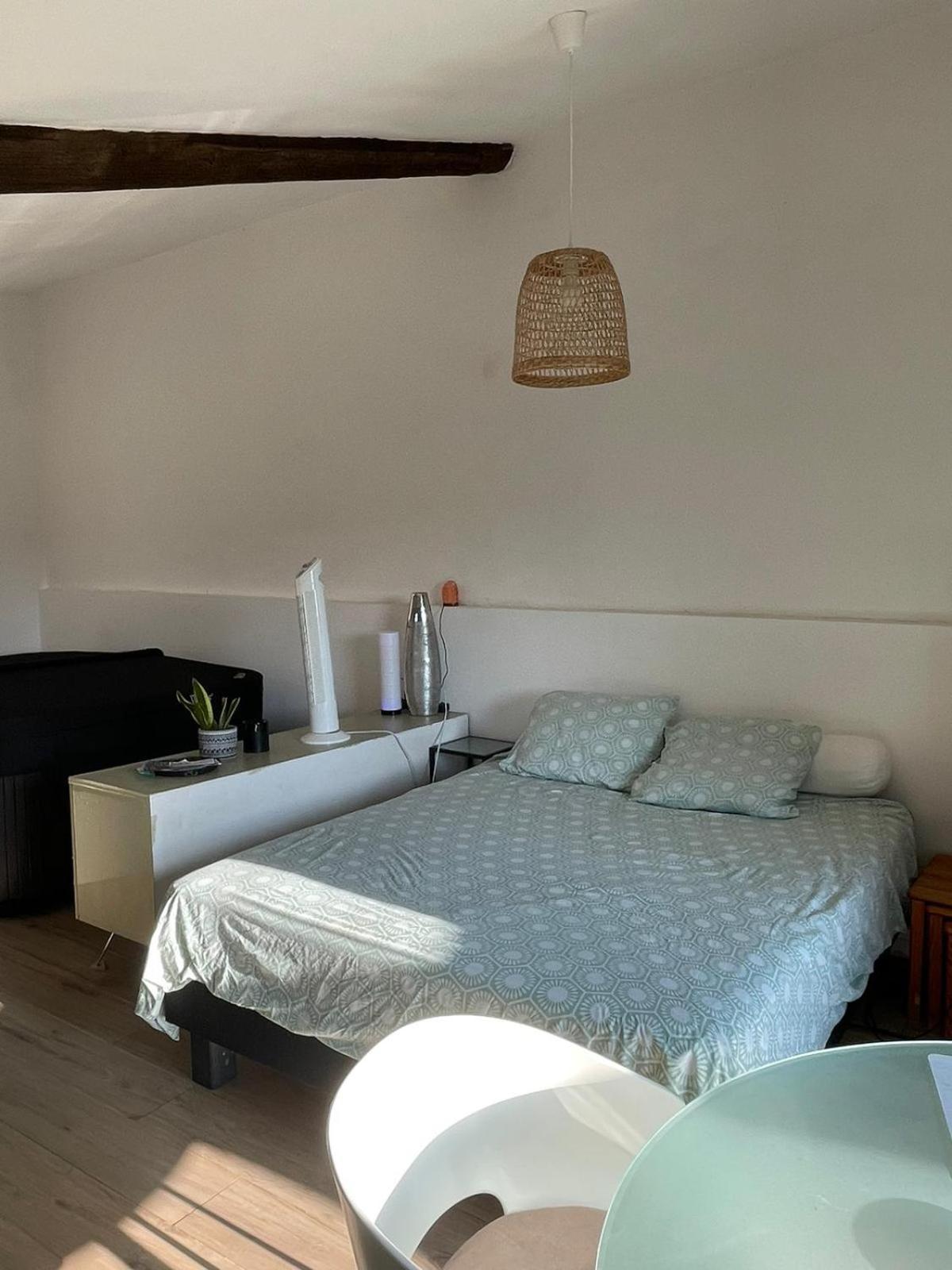 Les Prairies Mas Roux Casa de hóspedes Raphèle Quarto foto